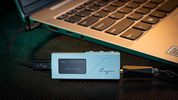 Headphone amplifier with DAC Cayin RU3 light Cyan - img.2