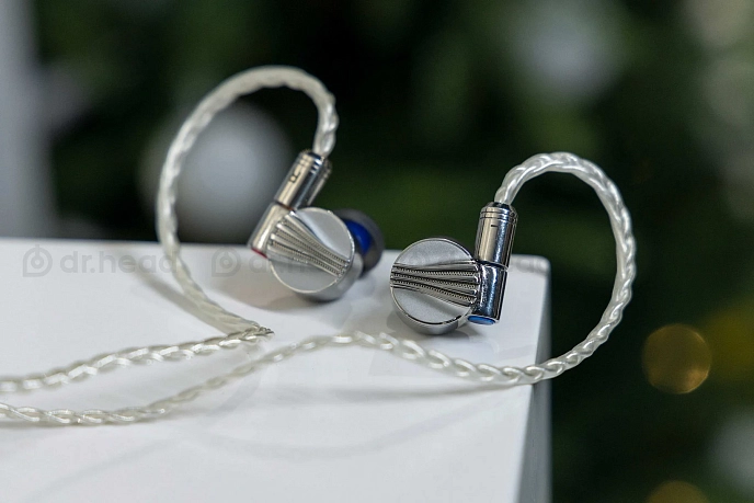 High End headphones FiiO FD5 Silver - img.6