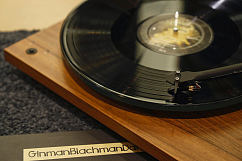 Turntable Pro-Ject T1 PHONO SB OM 5E Walnut