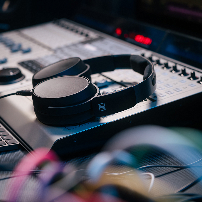 Over-ear headphones Sennheiser HD 480 Pro Plus Black - img.12