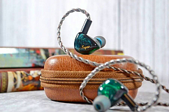 In-ear headphones Queen Of Audio Vesper Green