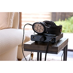 Headphone Amplifiers and DACs Warwick Acoustics Sonoma M1 Amplifier Black Edition