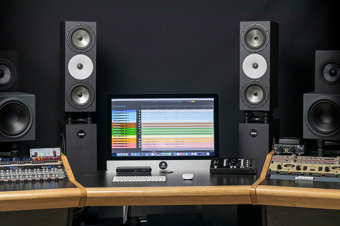 Studio monitor Amphion Two18 Black - img.22