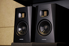 Studio monitor ADAM AUDIO T5V