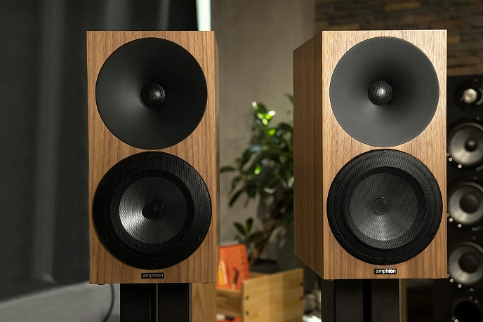 Bookshelf speakers Amphion Argon3S Walnut - img.6