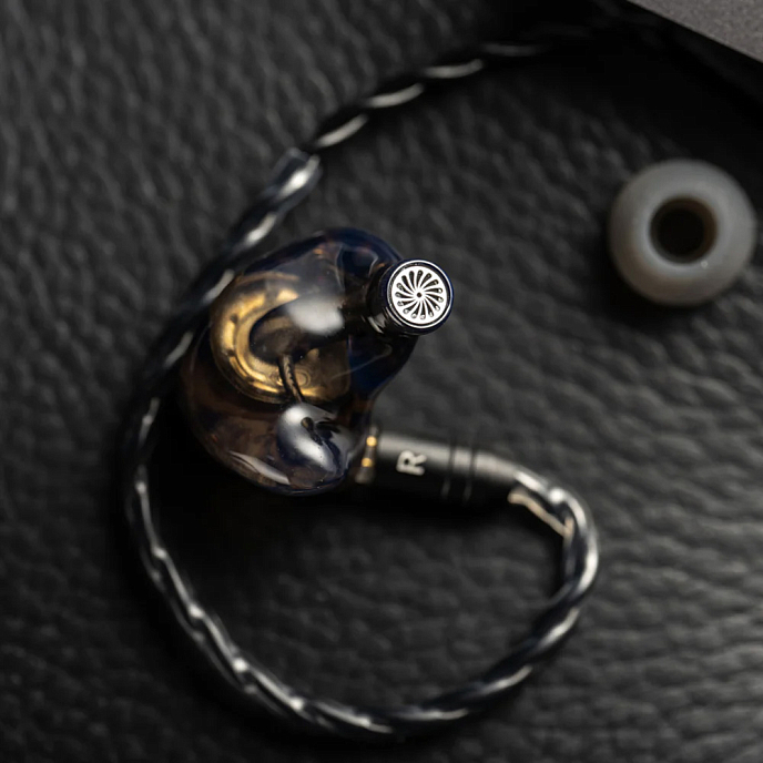 In-ear headphones Celest IgniteX Beast CP Color Detachable Mic USB-C - img.3