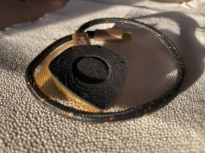 Battery charger T10 Bespoke ICS Pocket Charging Base - img.4