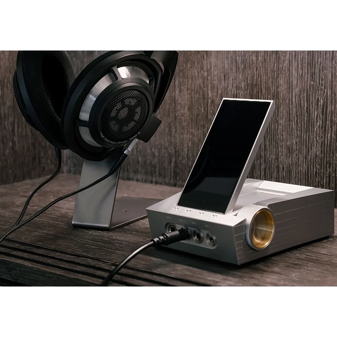 Headphone Amplifiers and DACs Astell&Kern Acro CA1000 - img.13