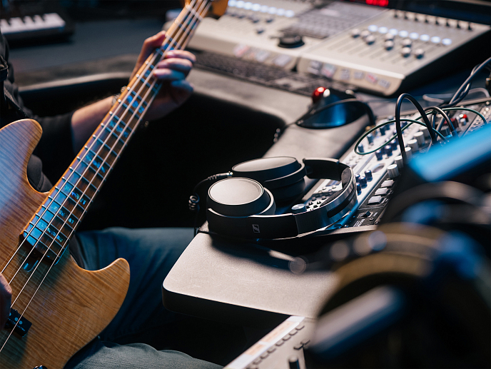 Over-ear headphones Sennheiser HD 480 Pro Plus Black - img.9