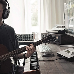 Audio interface Universal Audio Apollo x4 Gen 2 Essentials+ Edition Silver