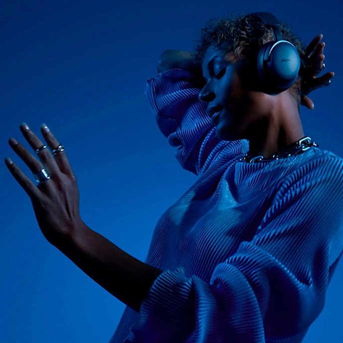 Wireless Headphones Bose QuietComfort Ultra Lunar Blue - img.5