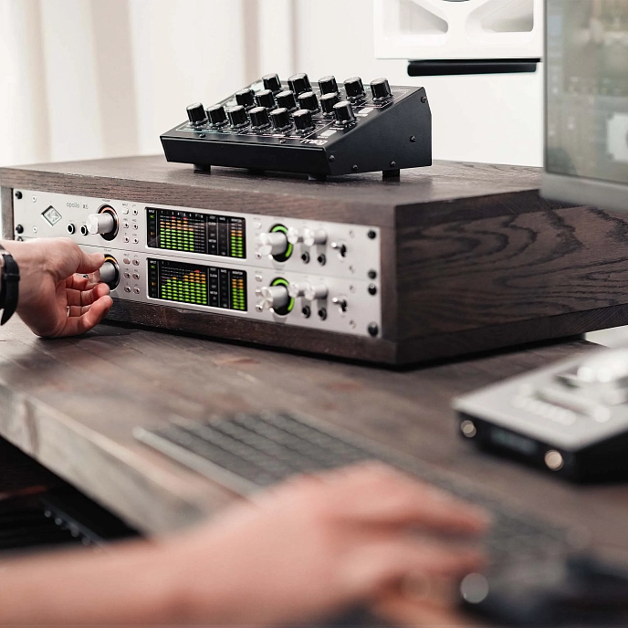 Audio interface Universal Audio Apollo x6 Gen 2 Studio+ Edition Silver - img.5